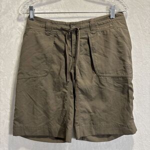 The North Face Roll-Up ARRF Shorts Women's 2 Long Green Nylon Hiking Outdoors